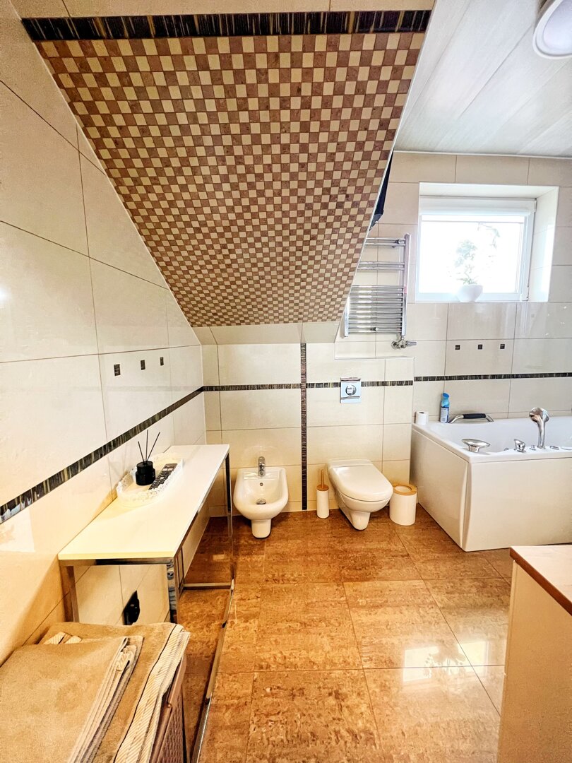 ŁUKASZ SAMBORSKI - 11